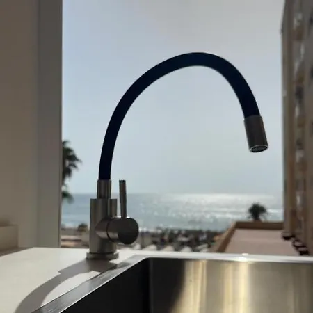 Torremolinos,estudio Junto Al Mar En La Carihuela * Торремолинос