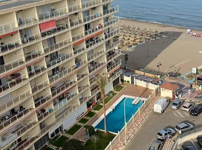 Torremolinos,estudio Junto Al Mar En La Carihuela *